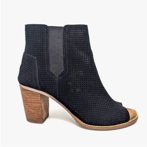 Toms | Women’s Black Perforated Suede Majorca Peep Toe Ankle Booties Size 6